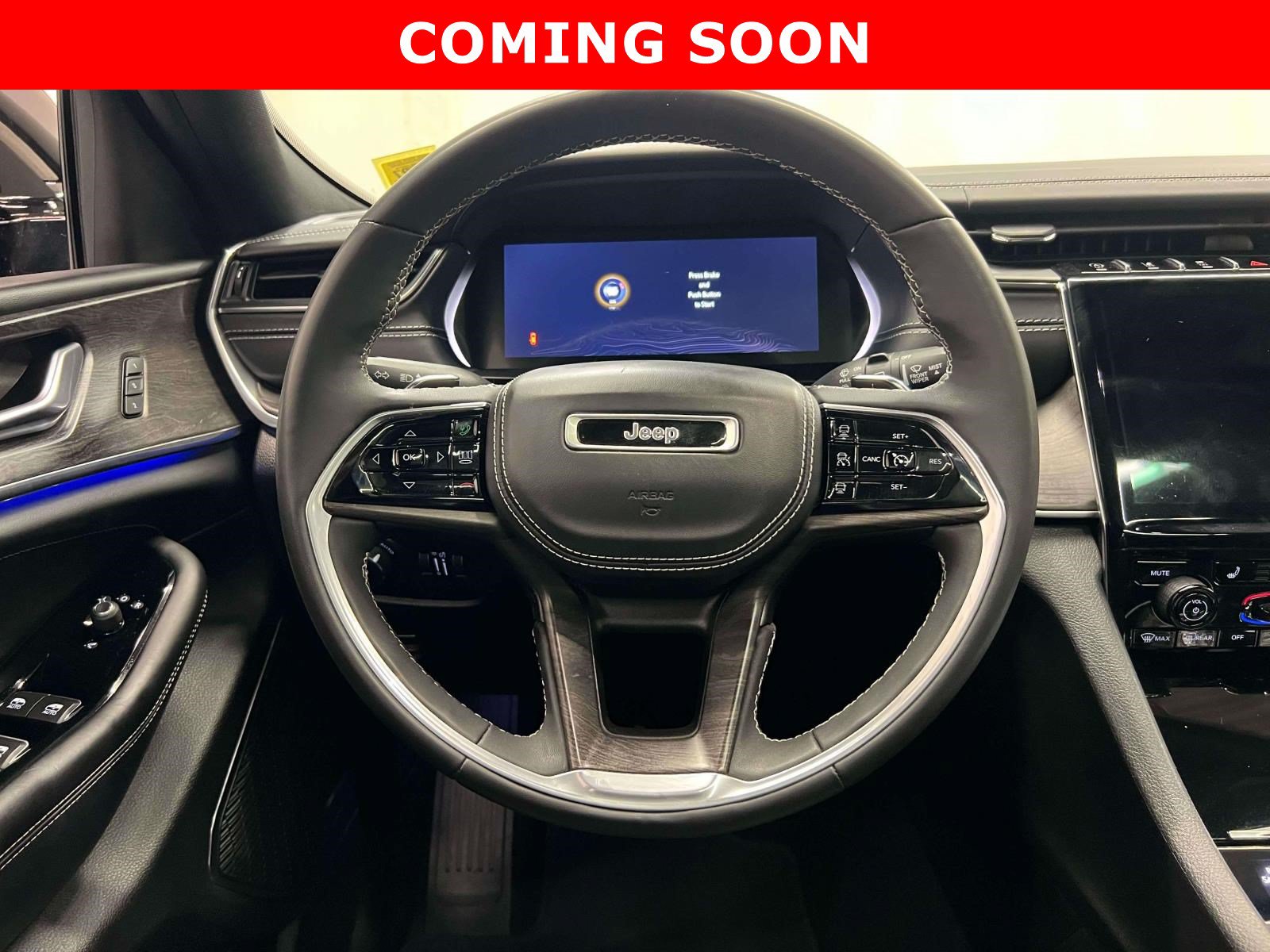 Certified 2023 Jeep Grand Cherokee Overland AWD/4WD image 15