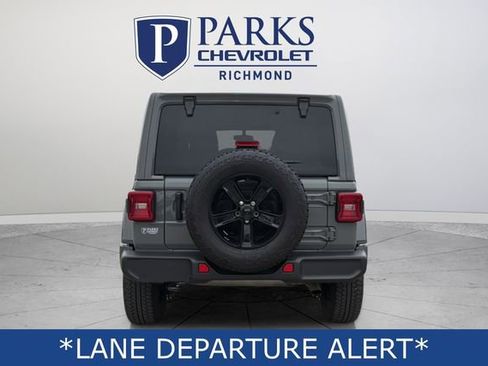 Used 2021 Jeep Wrangler Unlimited Sahara image 7