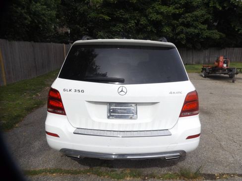 Used 2014 Mercedes-Benz GLK 350 4MATIC image 4