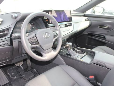 Certified 2024 Lexus ES 350 w/ Premium Package image 12
