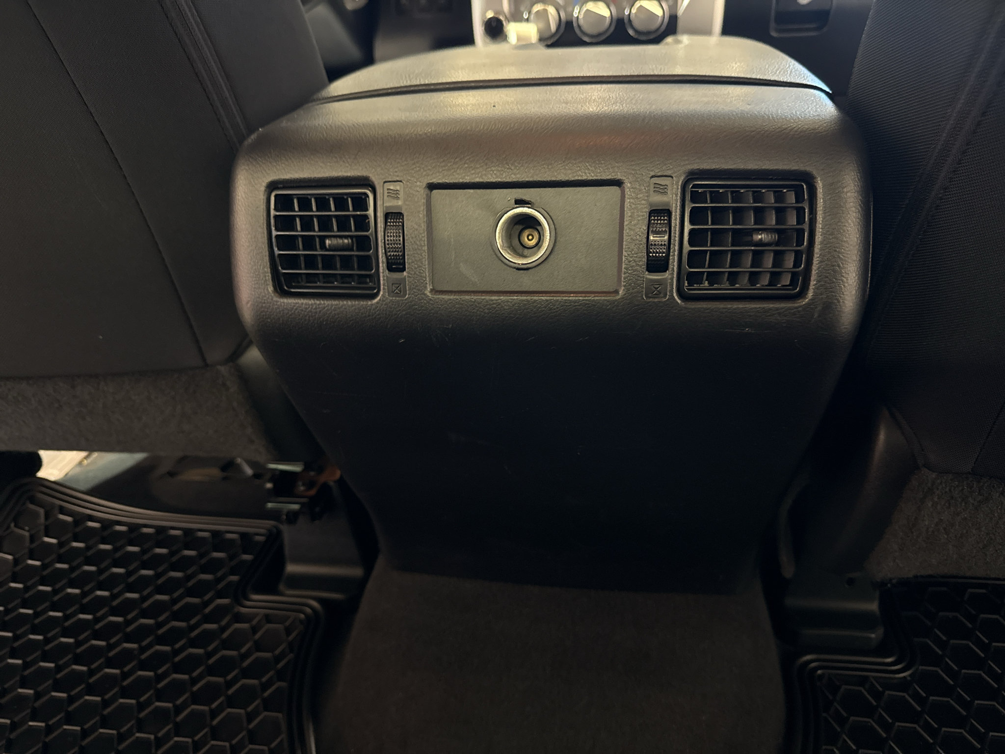 Used 2014 Toyota Tundra SR5 AWD/4WD image 27