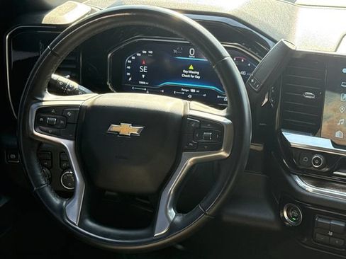 Used 2024 Chevrolet Silverado 2500 LT AWD/4WD image 14