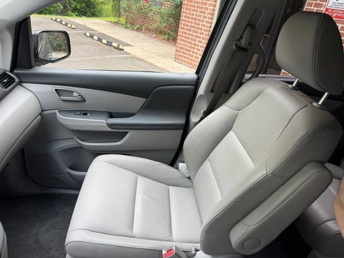 Used 2012 Honda Odyssey EX-L image 19