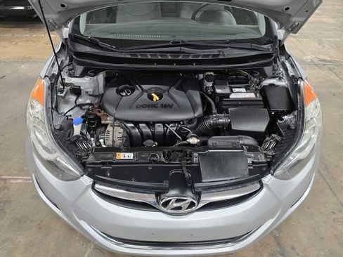 Used 2013 Hyundai Elantra GLS FWD image 10