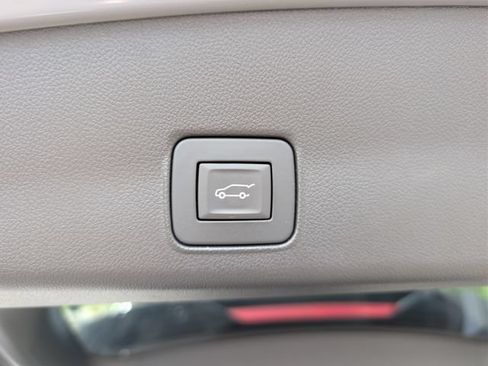 Used 2023 Chevrolet TrailBlazer ACTIV w/ Sun and Liftgate Package AWD/4WD image 20