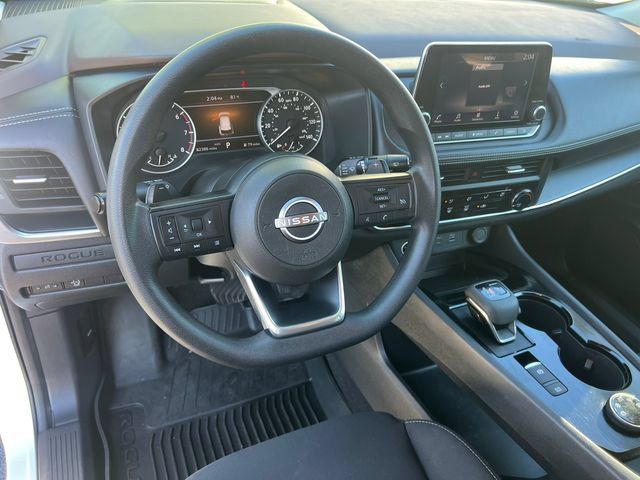 Used 2023 Nissan Rogue S AWD/4WD image 11
