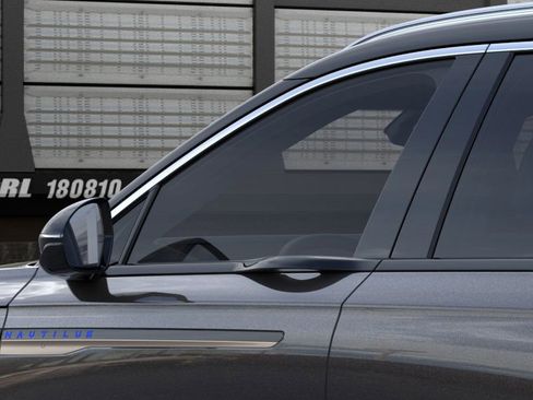 New 2026 Lincoln Nautilus Black Label image 20