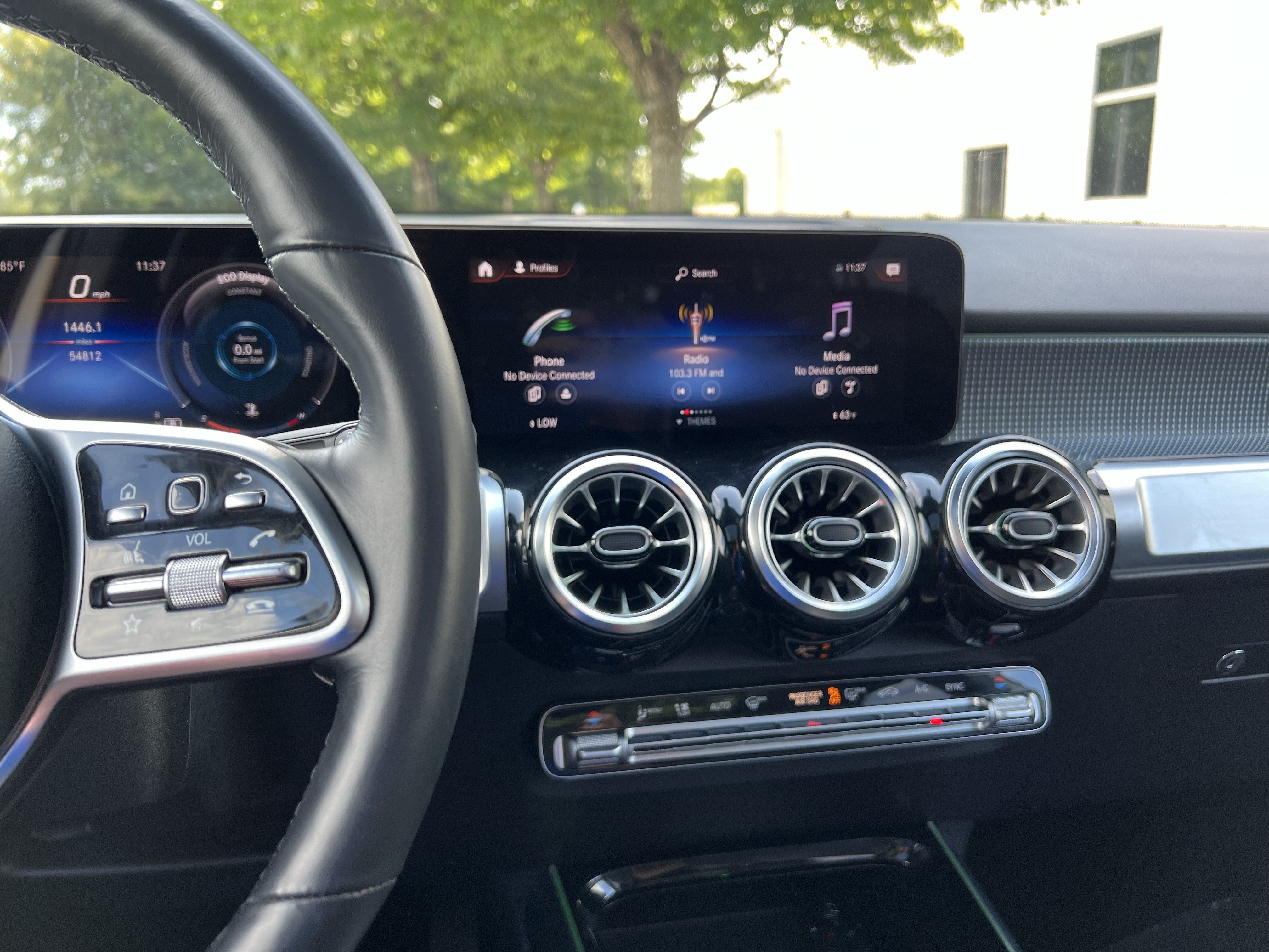 Certified 2022 Mercedes-Benz GLB 250 4MATIC image 31