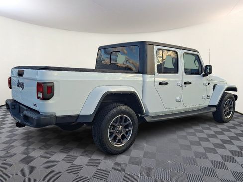 Used 2022 Jeep Gladiator Overland w/ Popular Equipment Package image 4