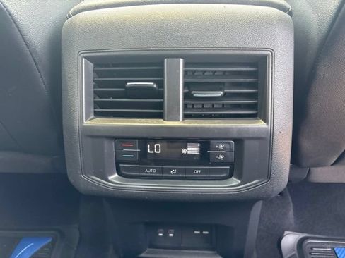 Used 2021 Volkswagen Atlas SE w/ Panoramic Sunroof Package AWD/4WD image 27