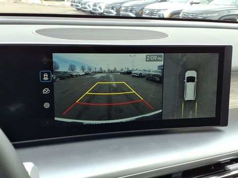 New 2026 Hyundai Ioniq 9 SEL image 16