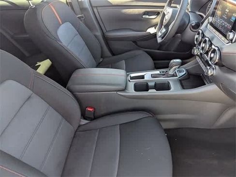 New 2025 Nissan Sentra SR image 11