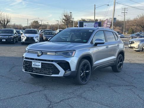 New 2026 Volkswagen Taos SEL AWD/4WD image 5