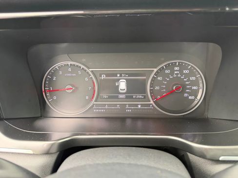 Used 2021 Kia Sorento LX FWD image 25