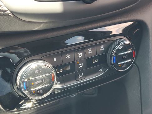 Used 2023 Buick Encore GX Select w/ Sport Touring Package FWD image 30