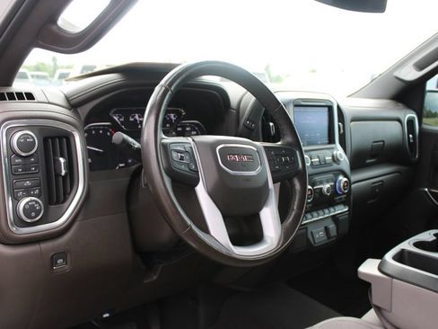 Used 2021 GMC Sierra 1500 SLE w/ X31 Off-Road Package AWD/4WD image 28