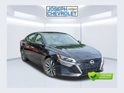 Used 2025 Nissan Altima 2.5 SV