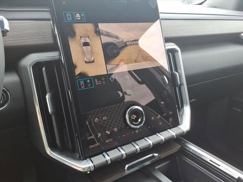 New 2026 GMC Acadia Denali w/ Super Cruise Package image 20