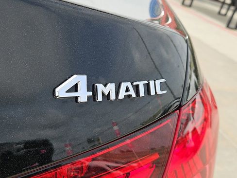 Used 2022 Mercedes-Benz C 300 4MATIC Sedan image 12