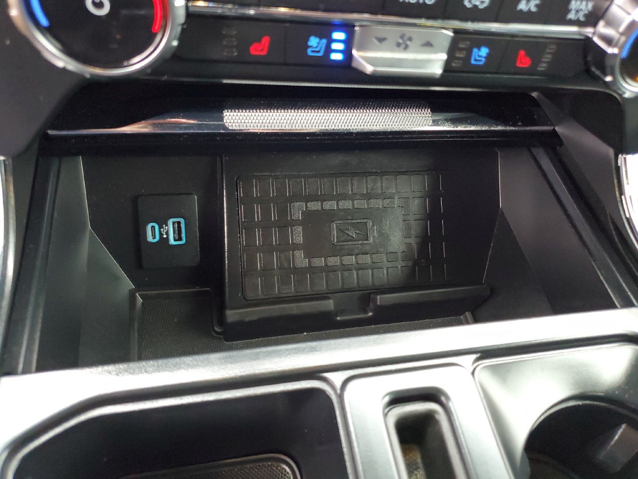 Used 2022 Ford F150 Lariat AWD/4WD image 24