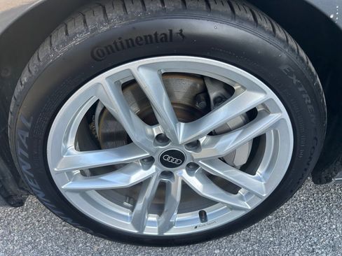 Used 2022 Audi A4 2.0T Premium Plus AWD/4WD image 27