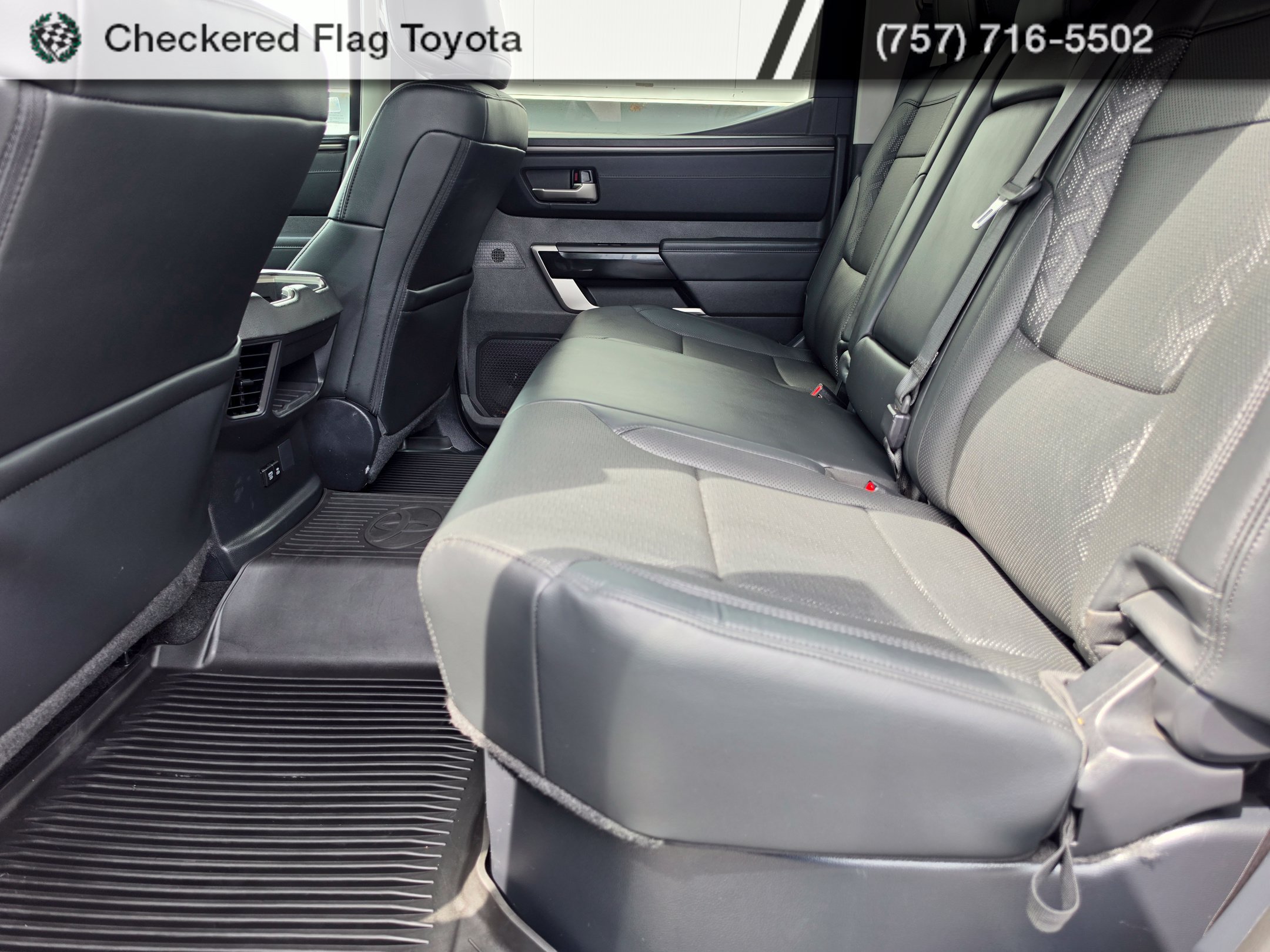 Used 2024 Toyota Tundra Limited AWD/4WD image 25