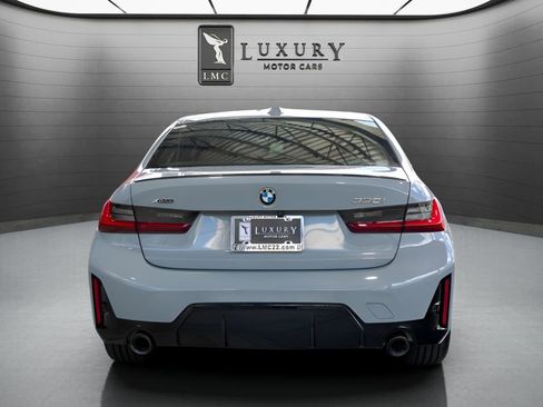 Used 2023 BMW 330i xDrive Sedan w/ M Sport Package AWD/4WD image 7
