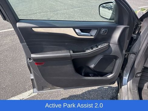 Used 2022 Ford Escape Titanium w/ Titanium Elite Package image 14