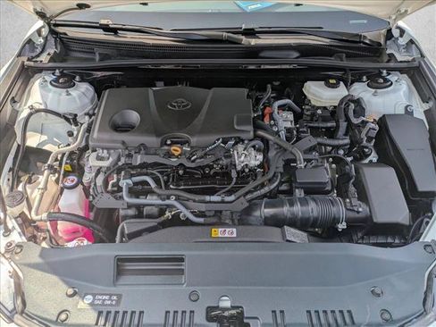 Used 2025 Toyota Camry SE FWD image 20