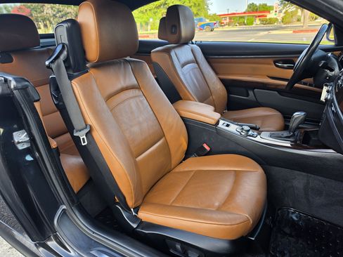 Used 2012 BMW 335i Convertible RWD image 14