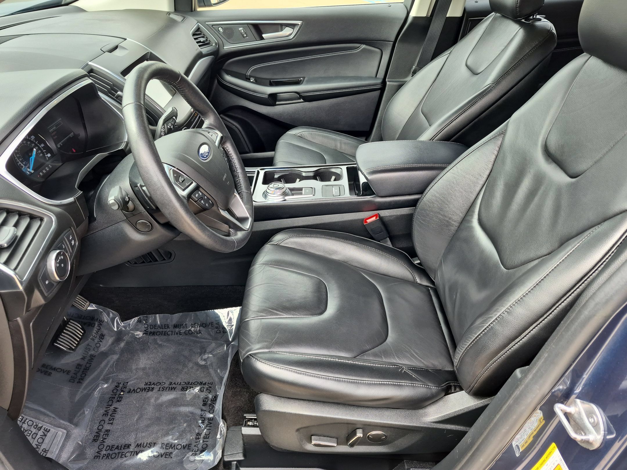 Used 2019 Ford Edge Titanium w/ Cold Weather Package AWD/4WD image 11