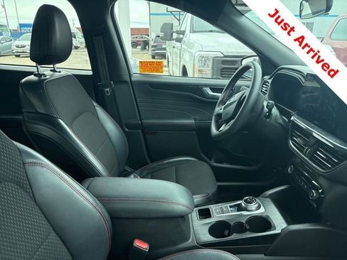 Used 2024 Ford Escape ST-Line w/ Tech Pack #1 FWD image 15