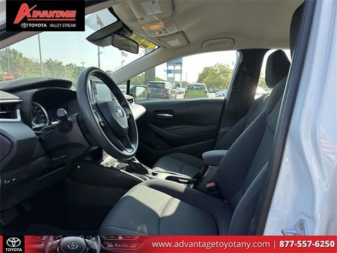 Used 2020 Toyota Corolla LE image 22