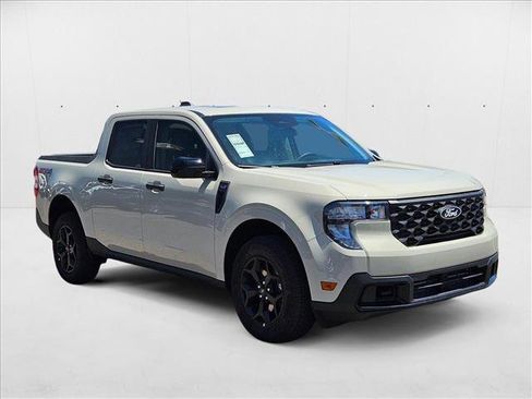New 2025 Ford Maverick XLT w/ XLT Luxury Package image 8