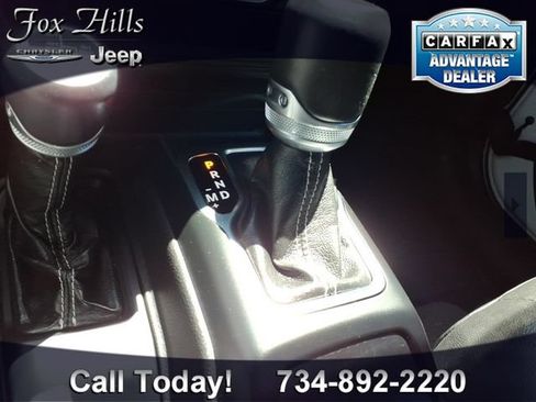 Used 2022 Jeep Wrangler Unlimited Sahara w/ Cold Weather Group AWD/4WD image 23