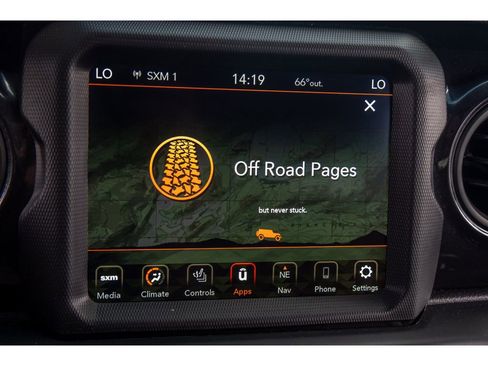 Used 2022 Jeep Wrangler Unlimited Sport image 31