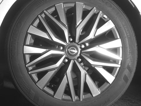 Used 2025 Nissan Altima 2.5 SV FWD image 14