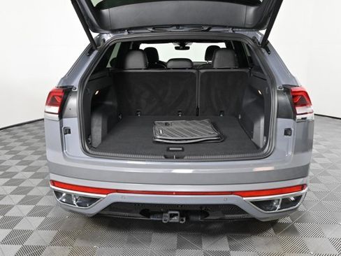 Used 2020 Volkswagen Atlas Cross Sport SEL R-Line image 11