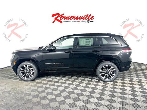 New 2025 Jeep Grand Cherokee Overland w/ Luxury Tech Group IV image 4