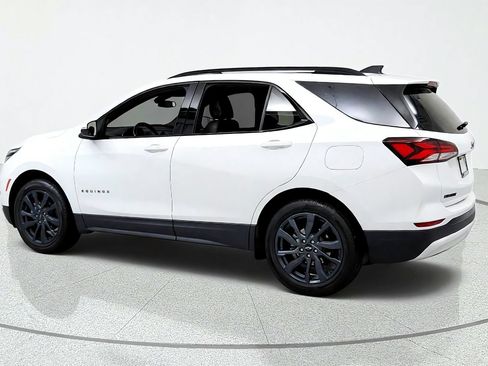 Used 2024 Chevrolet Equinox RS w/ RS Leather Package AWD/4WD image 3