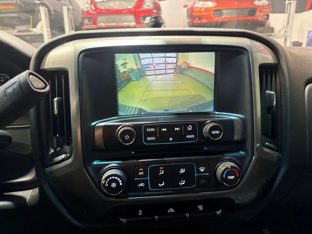 Used 2019 Chevrolet Silverado 2500 LT AWD/4WD image 77