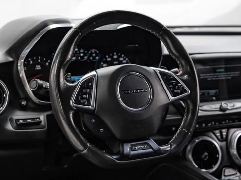 Used 2017 Chevrolet Camaro SS RWD image 18