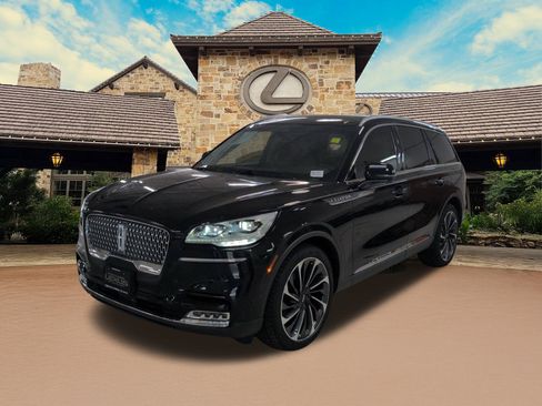 Used 2020 Lincoln Aviator Reserve w/ Equipment Group 202A AWD/4WD image 4