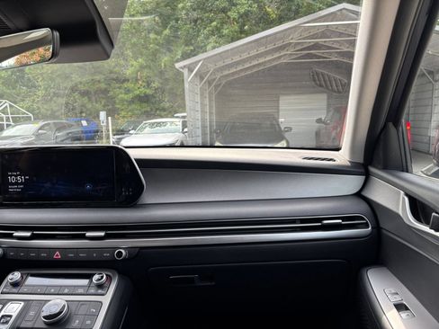 Used 2024 Hyundai Palisade SEL FWD image 32