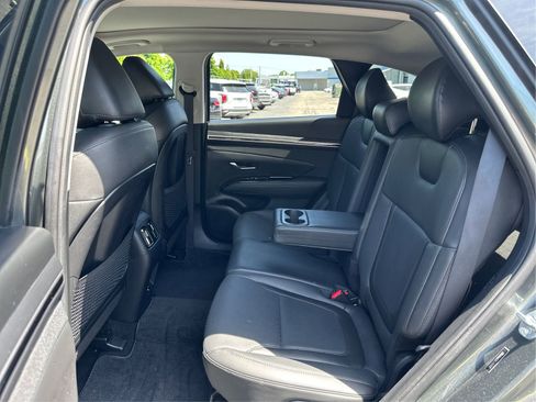 Used 2023 Hyundai Tucson Limited AWD/4WD image 10