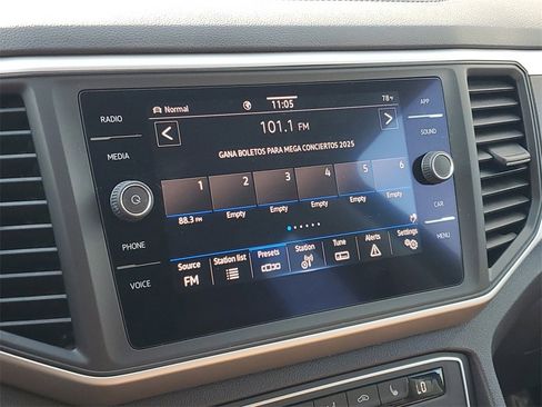 Used 2021 Volkswagen Atlas SE w/ Towing Package image 24