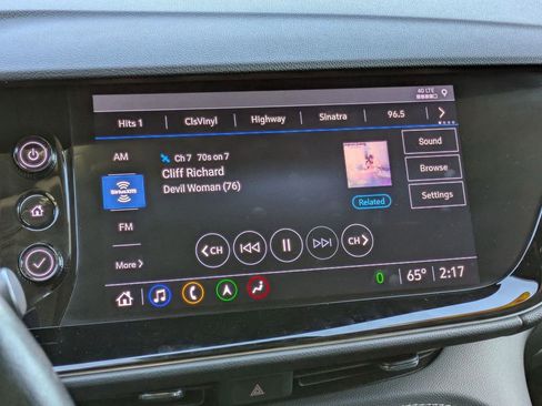 Used 2021 Buick Envision Avenir w/ Technology Package II image 16