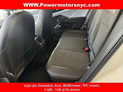 Used 2023 Volkswagen Taos SE FWD image 20