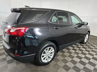 Used 2020 Chevrolet Equinox LS w/ LS Convenience Package FWD video 3