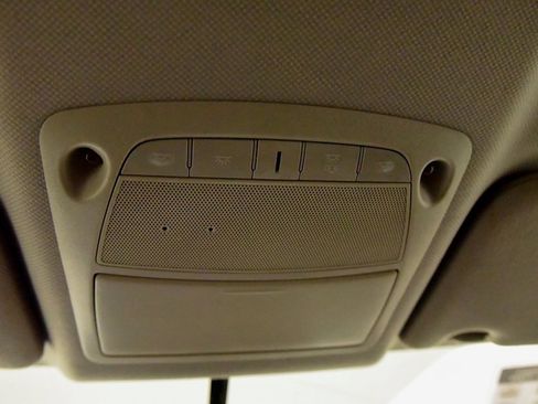 Used 2018 Nissan Sentra SV image 22